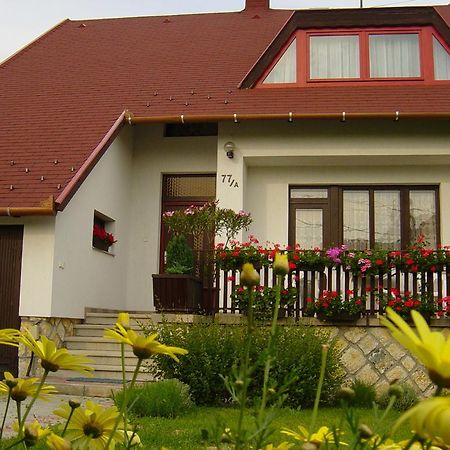 Apartman Ilike Balatonfured Room photo