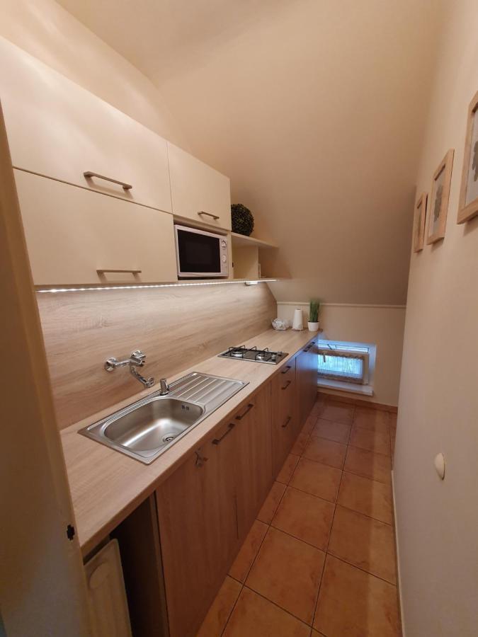 Apartman Ilike Balatonfured Exterior photo