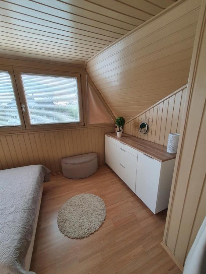 Apartman Ilike Balatonfured Exterior photo